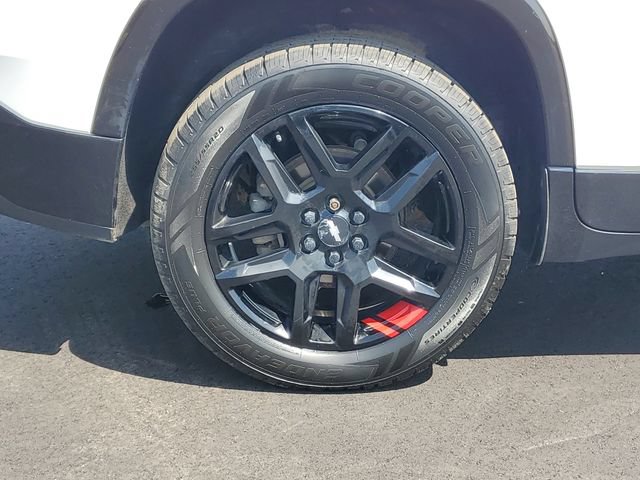 Used 2020 Chevrolet Traverse Premier w/ Redline Edition AWD/4WD image 5