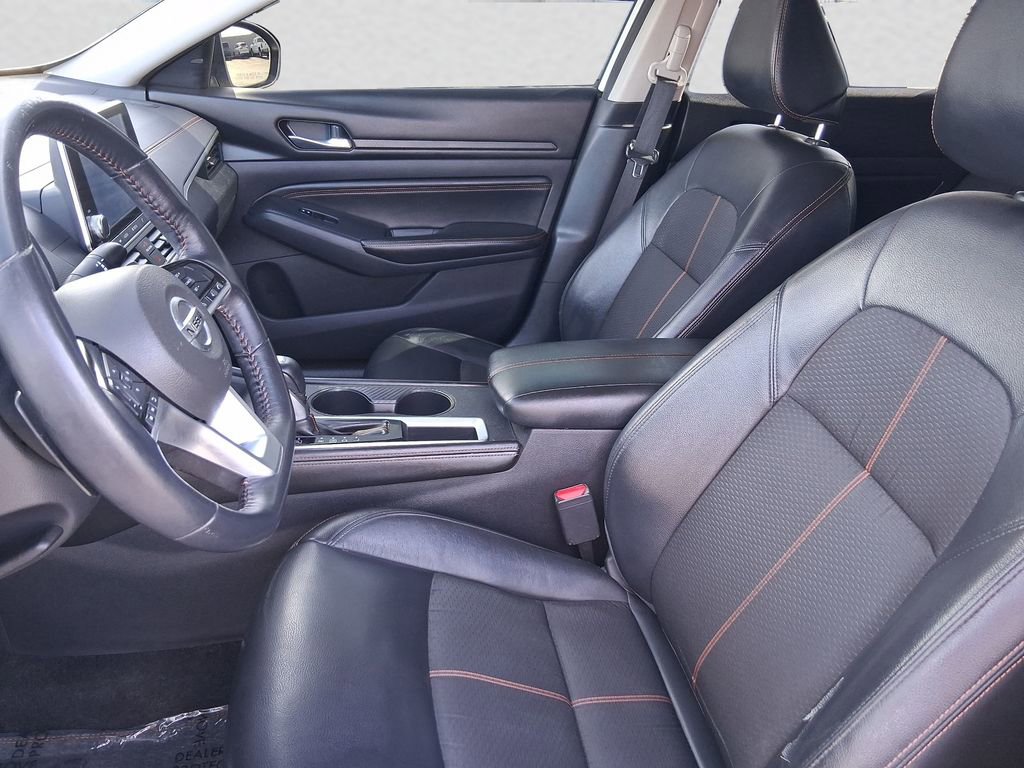 Used 2019 Nissan Altima 2.5 SR FWD image 9