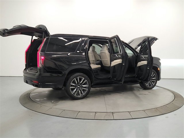 Used 2022 Cadillac Escalade Sport image 15