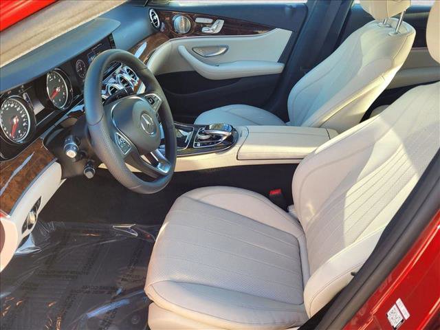 Used 2017 Mercedes-Benz E 300 image 17