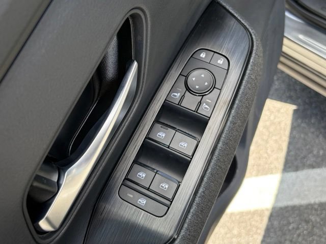 New 2027 Nissan Kicks SV AWD/4WD image 12