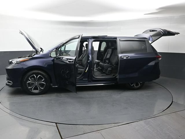 Certified 2025 Toyota Sienna Platinum AWD/4WD image 56