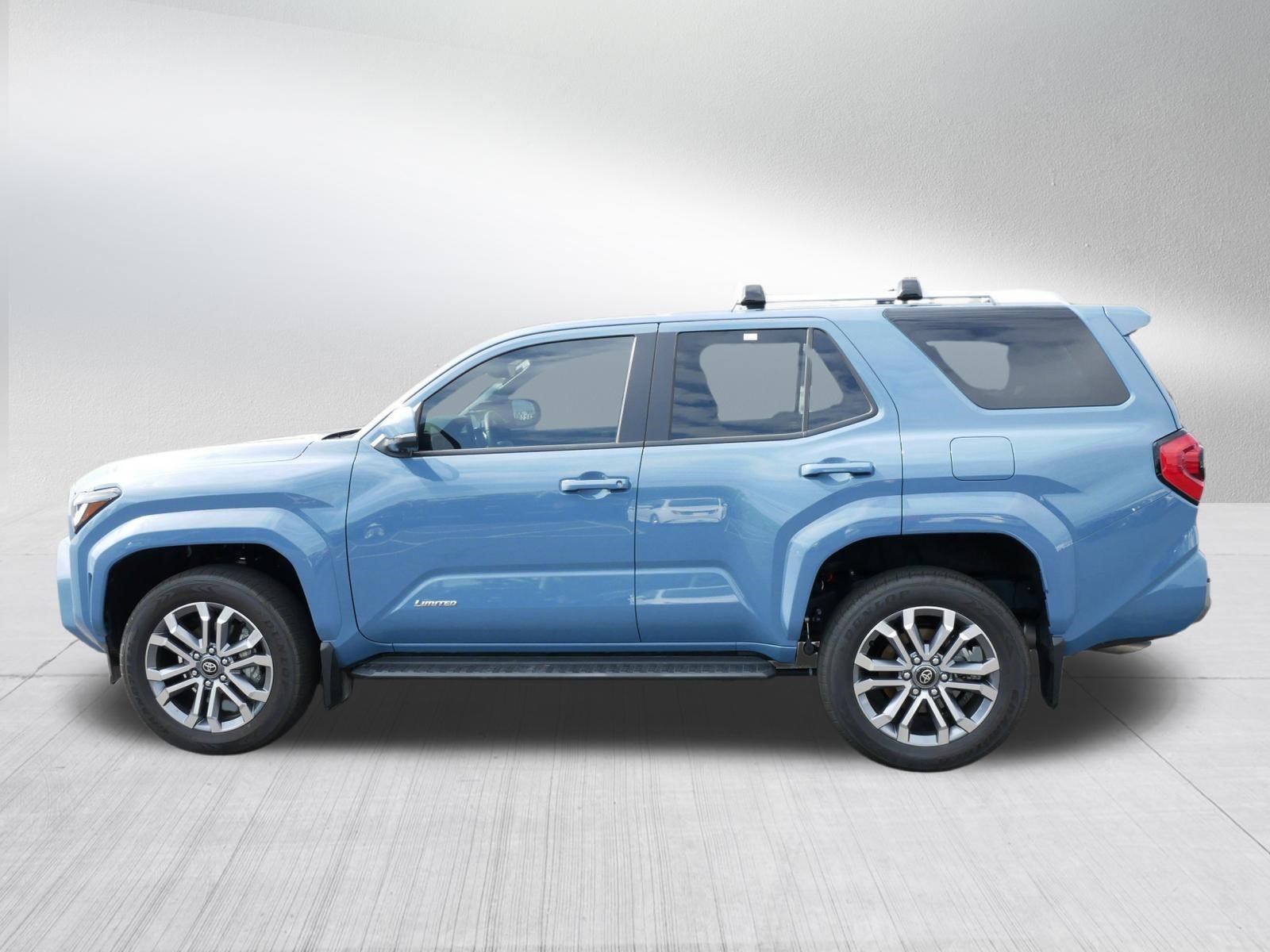 Certified 2025 Toyota 4Runner Limited AWD/4WD image 4