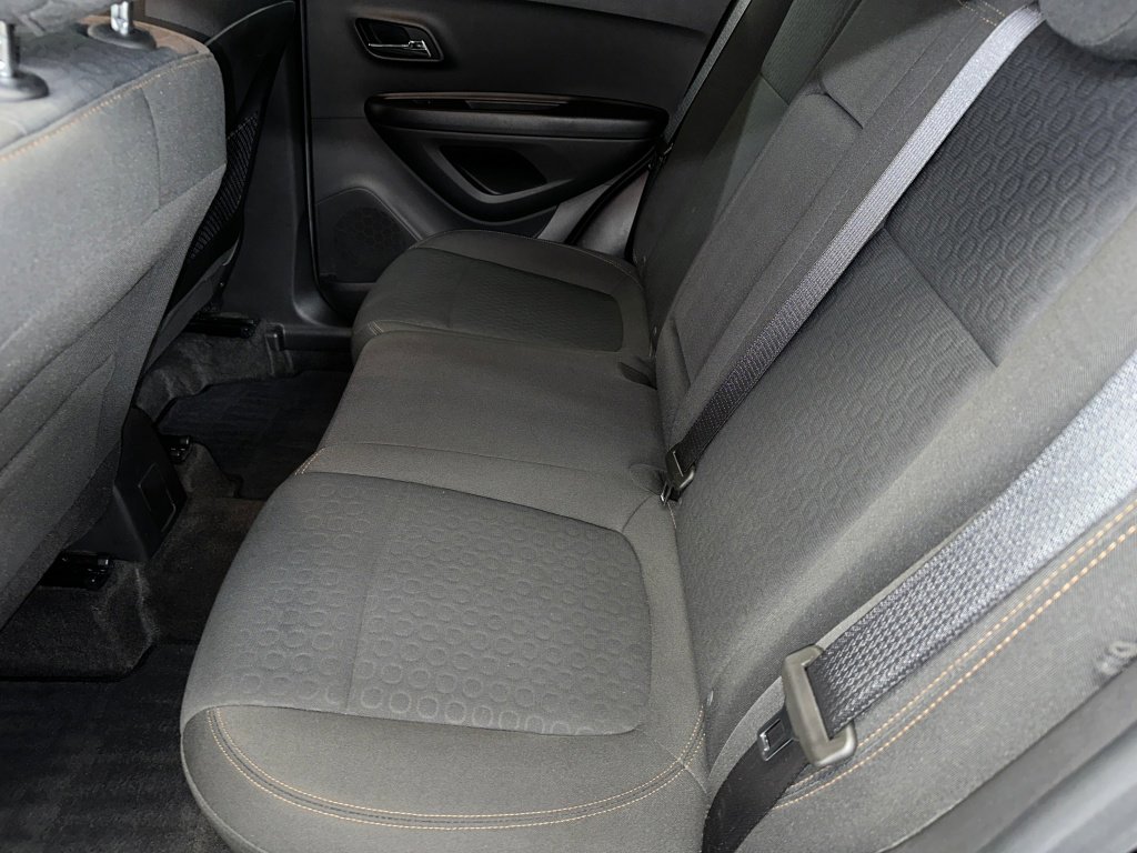 Certified 2021 Chevrolet Trax LS w/ Tint and Cruise Package image 16