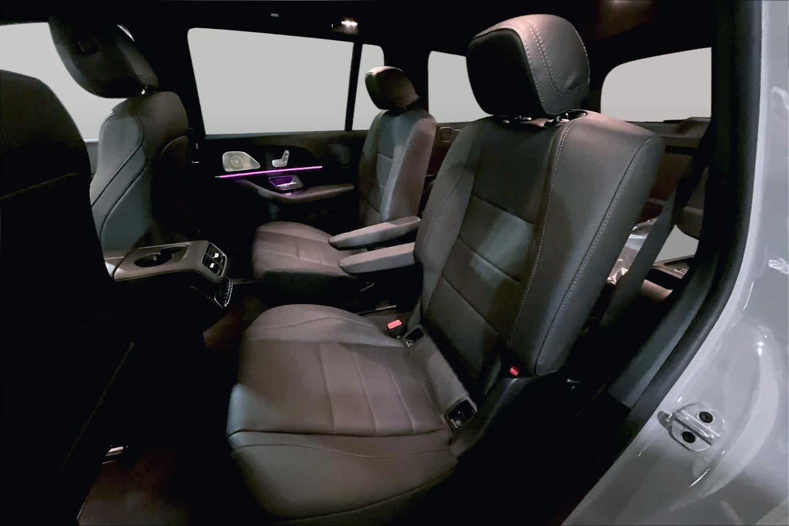 Used 2024 Mercedes-Benz GLS 450 4MATIC image 20