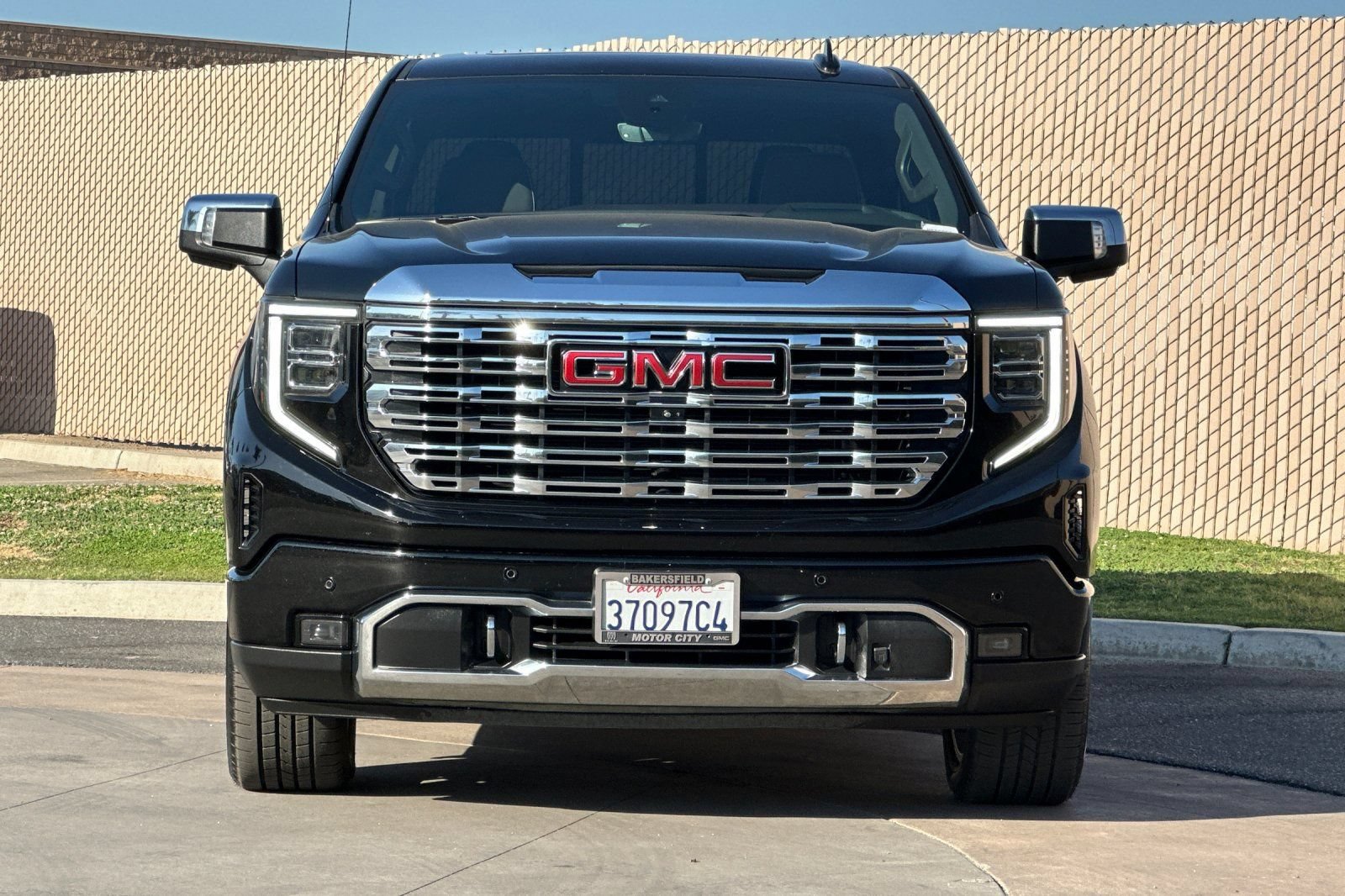 Certified 2023 GMC Sierra 1500 Denali AWD/4WD image 9