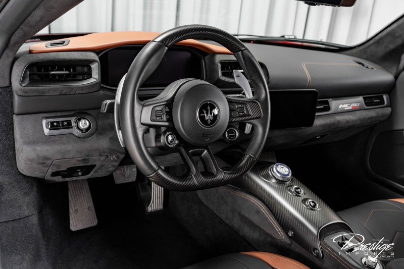 Used 2022 Maserati MC20 Coupe image 40