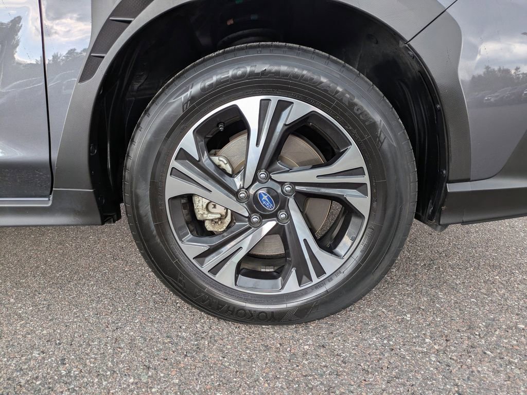 Used 2024 Subaru Crosstrek 2.0i Premium image 10