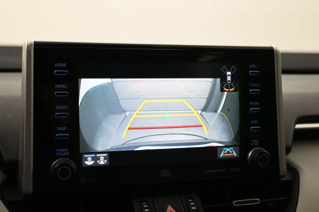 Used 2020 Toyota RAV4 Limited FWD image 13