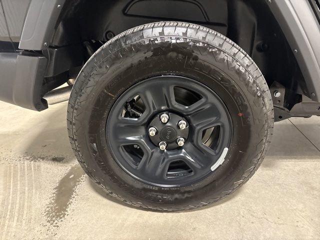 Used 2025 Jeep Wrangler Sport image 25