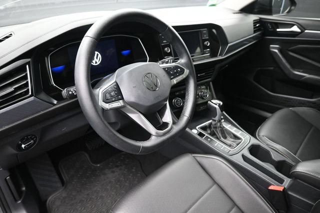 Used 2023 Volkswagen Jetta SE FWD image 18