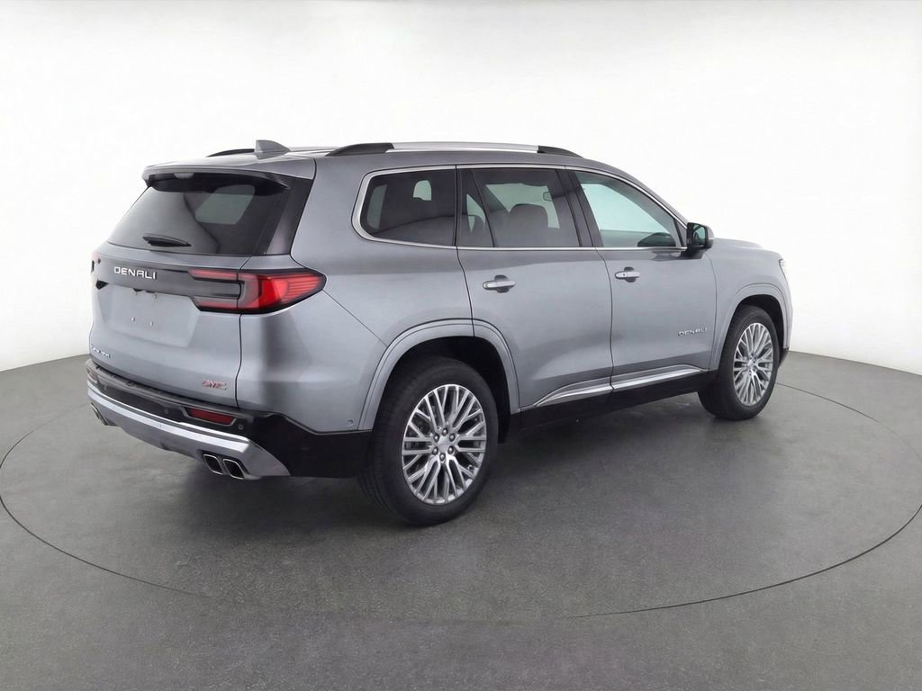 Used 2024 GMC Acadia Denali w/ Super Cruise Package image 3