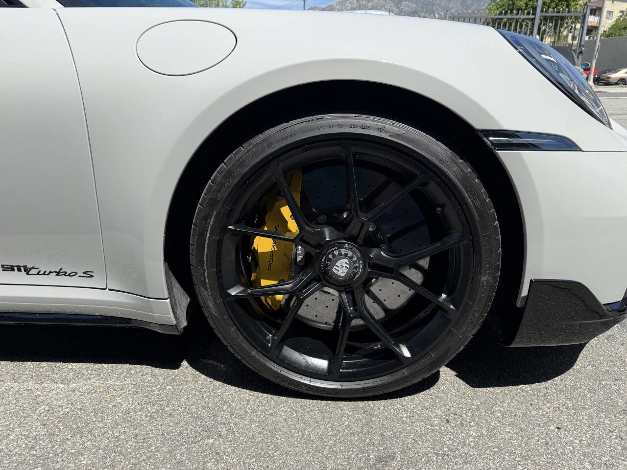 Used 2022 Porsche 911 Turbo S image 11