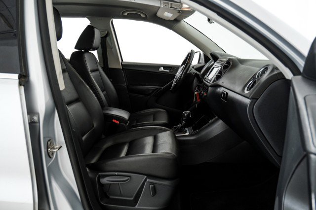 Used 2013 Volkswagen Tiguan SE AWD/4WD image 27