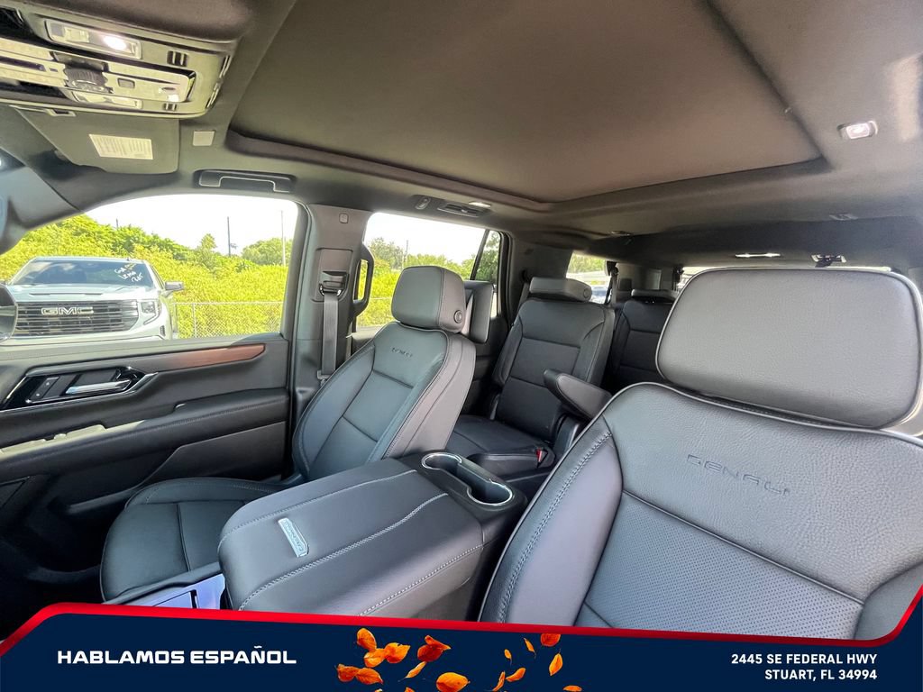 New 2026 GMC Yukon Denali w/ Denali Reserve Package AWD/4WD image 14