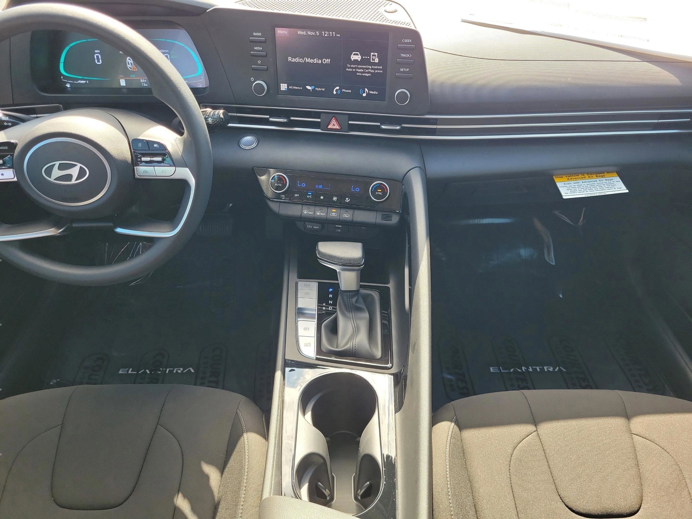 New 2026 Hyundai Elantra Blue image 28