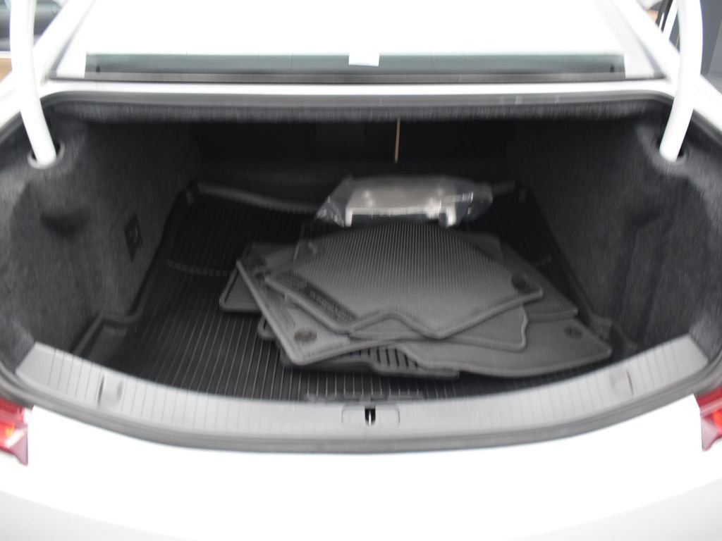 Used 2019 Cadillac XTS Vsport Platinum image 9