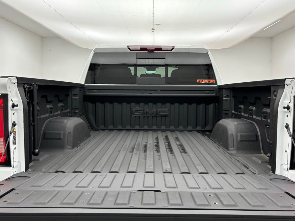 New 2025 GMC Sierra 1500 AT4 w/ AT4 Premium Package image 10