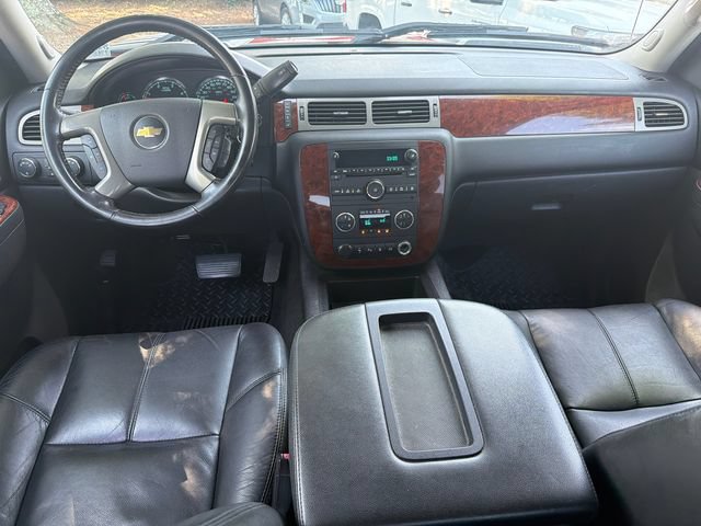 Used 2011 Chevrolet Silverado 2500 LTZ w/ LTZ Plus Package AWD/4WD image 22
