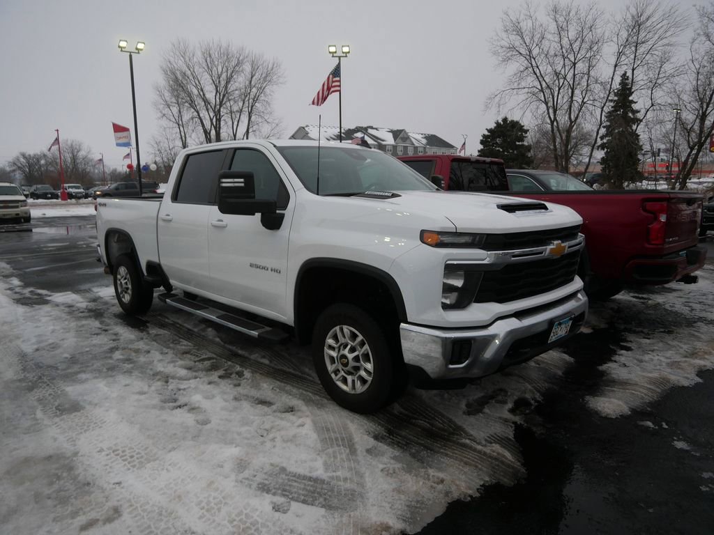 Certified 2025 Chevrolet Silverado 2500 LT w/ Convenience Package image 3