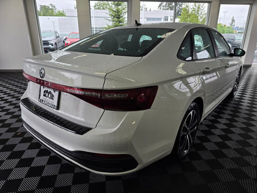 New 2026 Volkswagen Jetta Sport FWD image 3