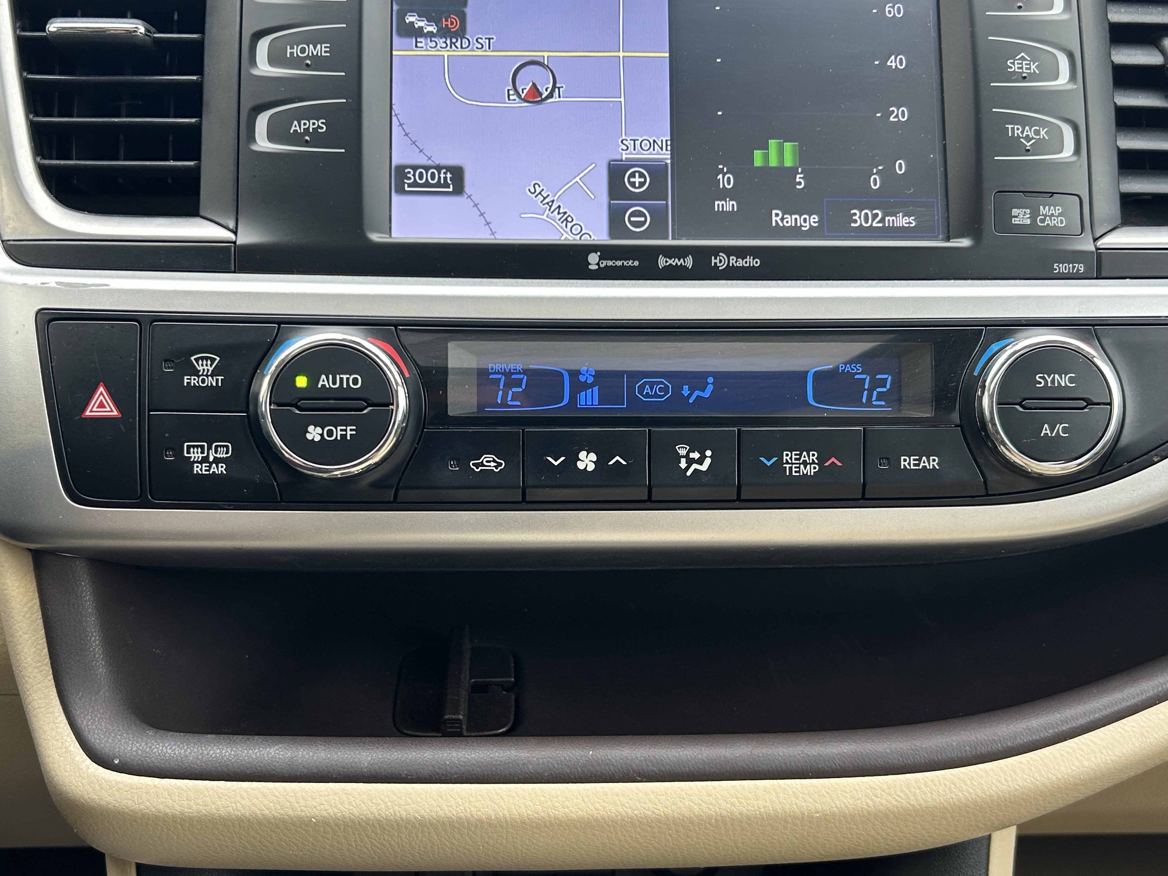 Certified 2018 Toyota Highlander XLE w/ Protection Package #3 AWD/4WD image 32