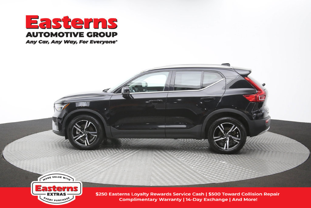 Used 2023 Volvo XC40 B5 Plus AWD/4WD image 62