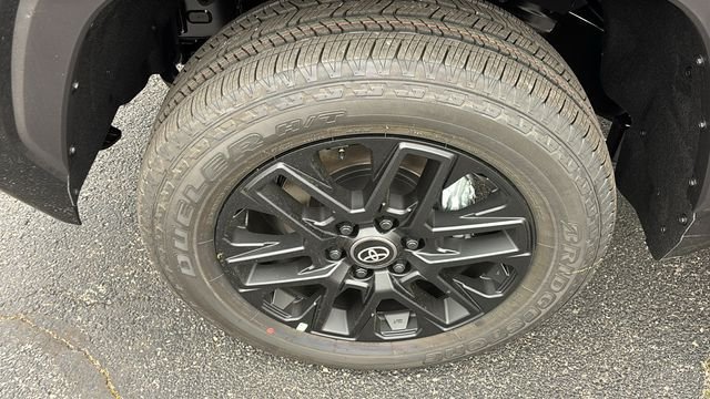New 2026 Toyota Tundra Limited AWD/4WD image 38