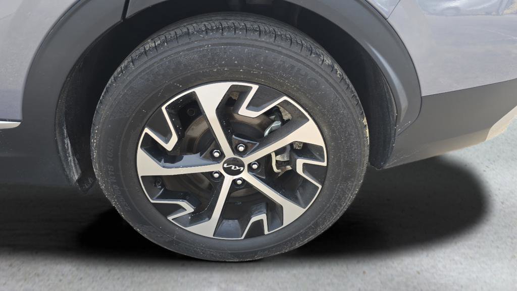 Used 2023 Kia Sportage EX FWD image 30