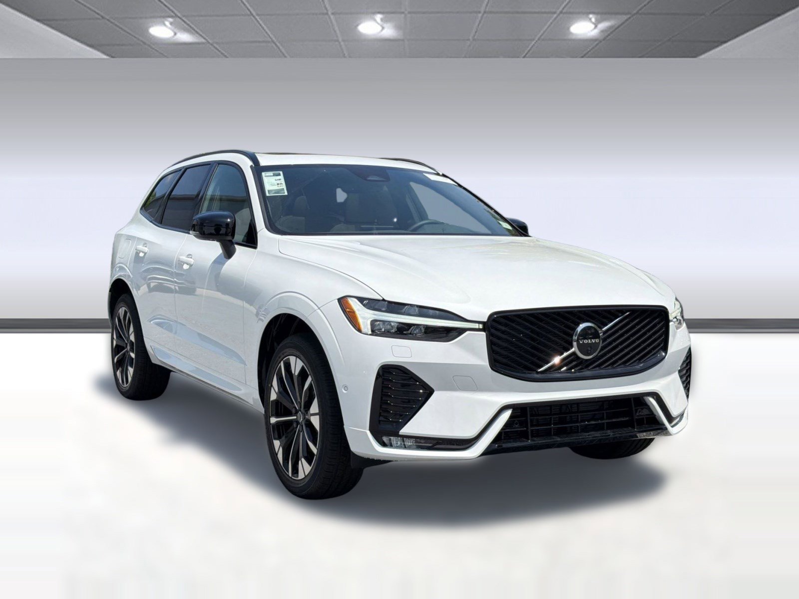 New 2026 Volvo XC60 B5 Plus w/ Climate Package AWD/4WD image 7