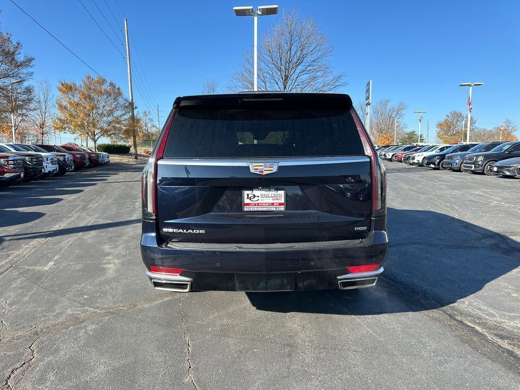 Used 2023 Cadillac Escalade ESV Premium Luxury image 8