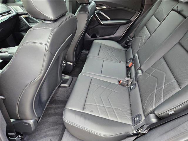 Used 2025 BMW X1 xDrive28i w/ Premium Package image 16