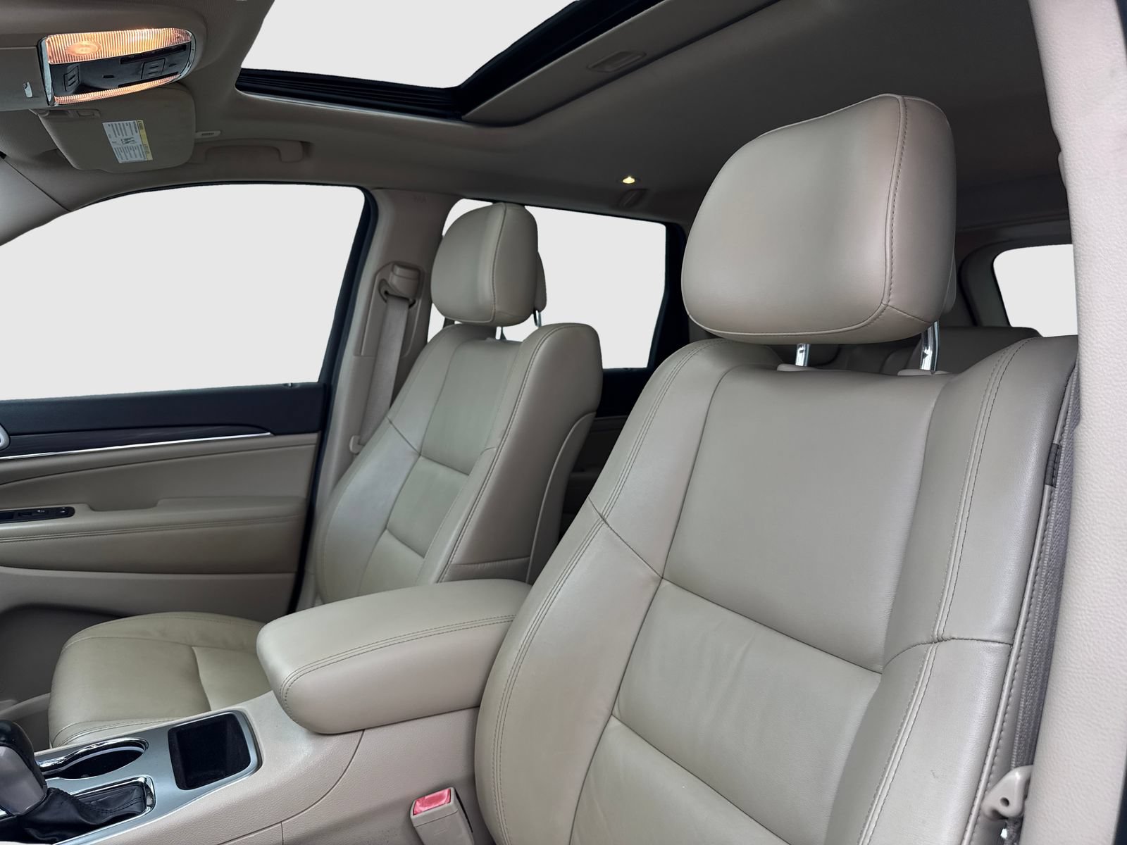 Used 2020 Jeep Grand Cherokee Limited RWD image 15