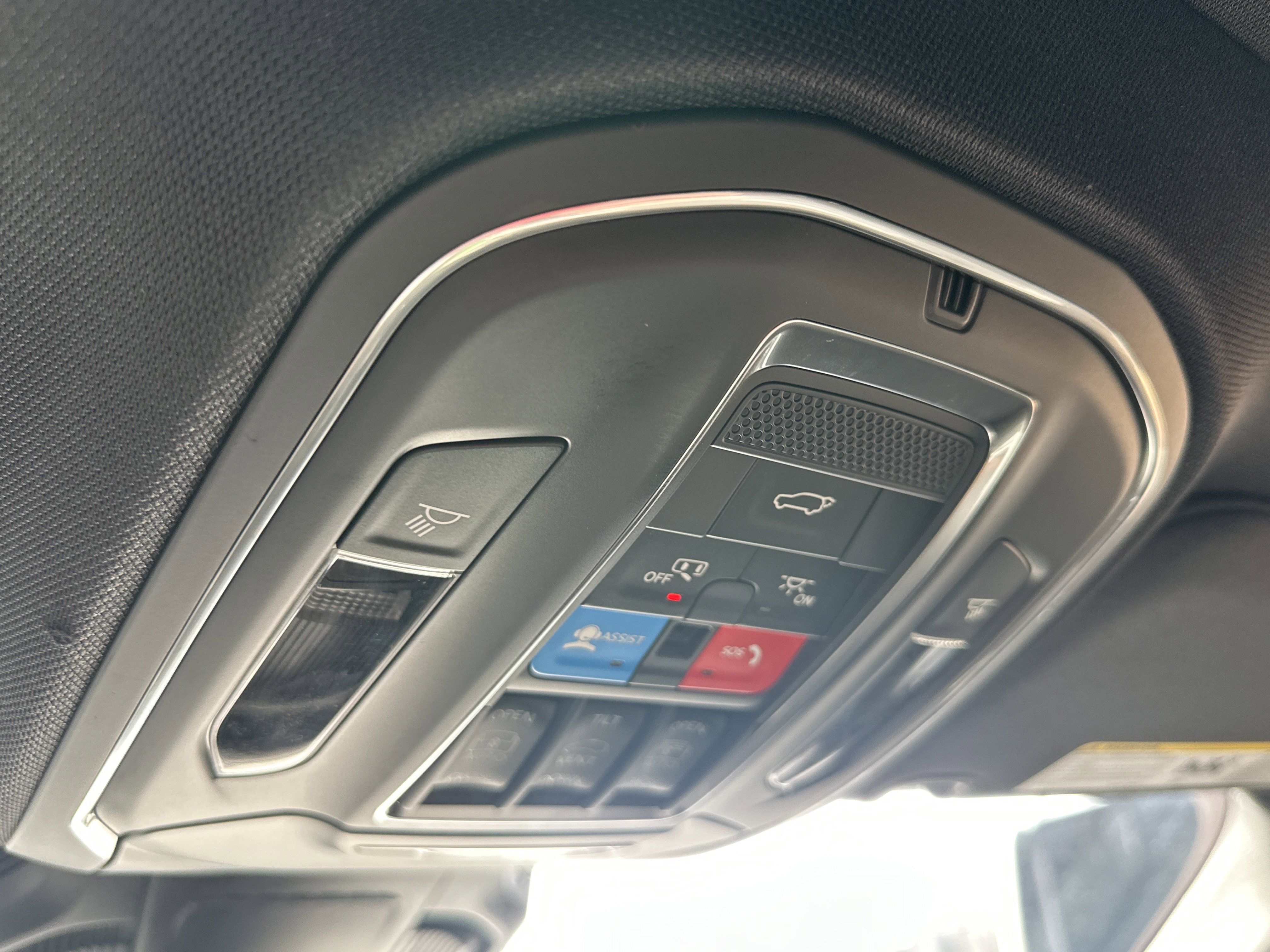 New 2026 Jeep Cherokee Limited image 10