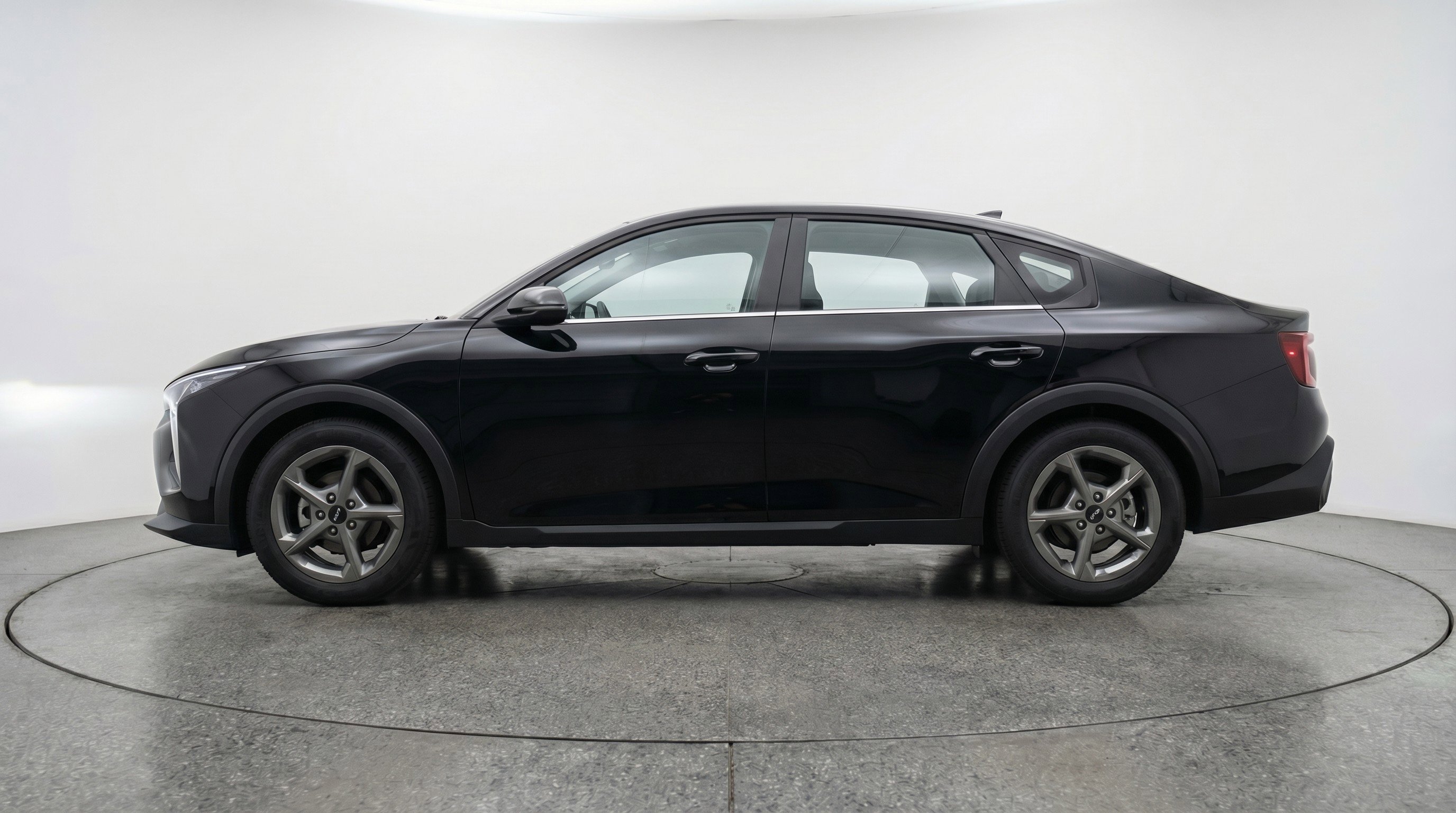 Used 2025 Kia K4 LXS FWD image 5