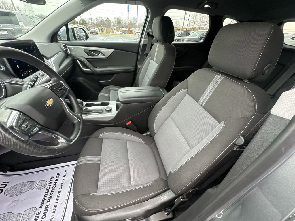 Used 2024 Chevrolet Blazer LT w/ Driver Confidence Package AWD/4WD image 11