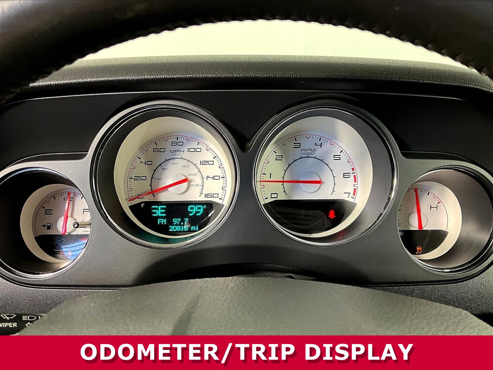 Used 2013 Dodge Challenger R/T RWD image 13