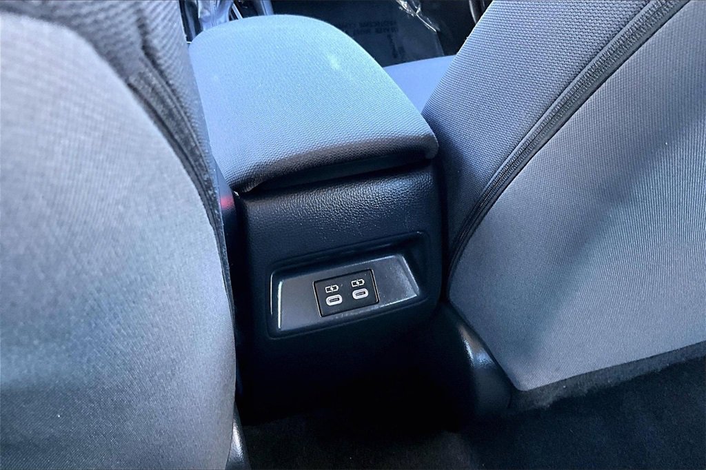 Used 2024 Toyota Corolla LE image 10