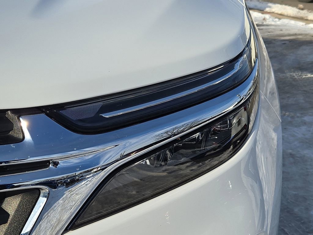 Used 2023 Chevrolet Equinox LT image 14