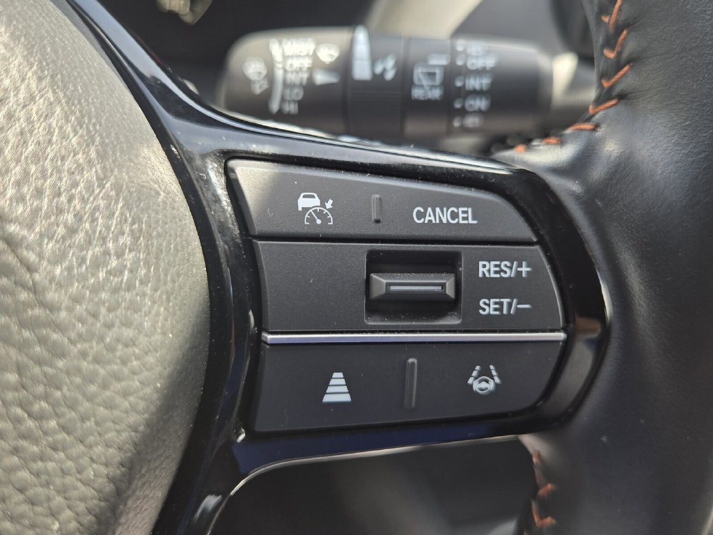 Certified 2025 Honda HR-V Sport image 25