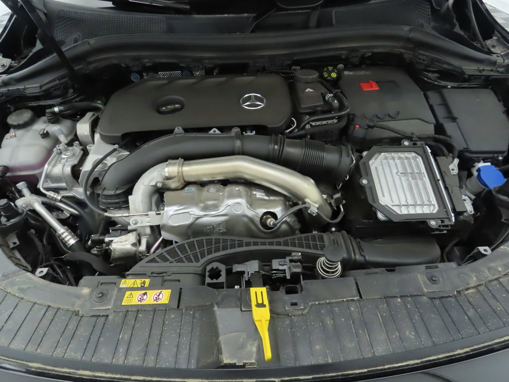 Certified 2025 Mercedes-Benz GLA 250 image 29