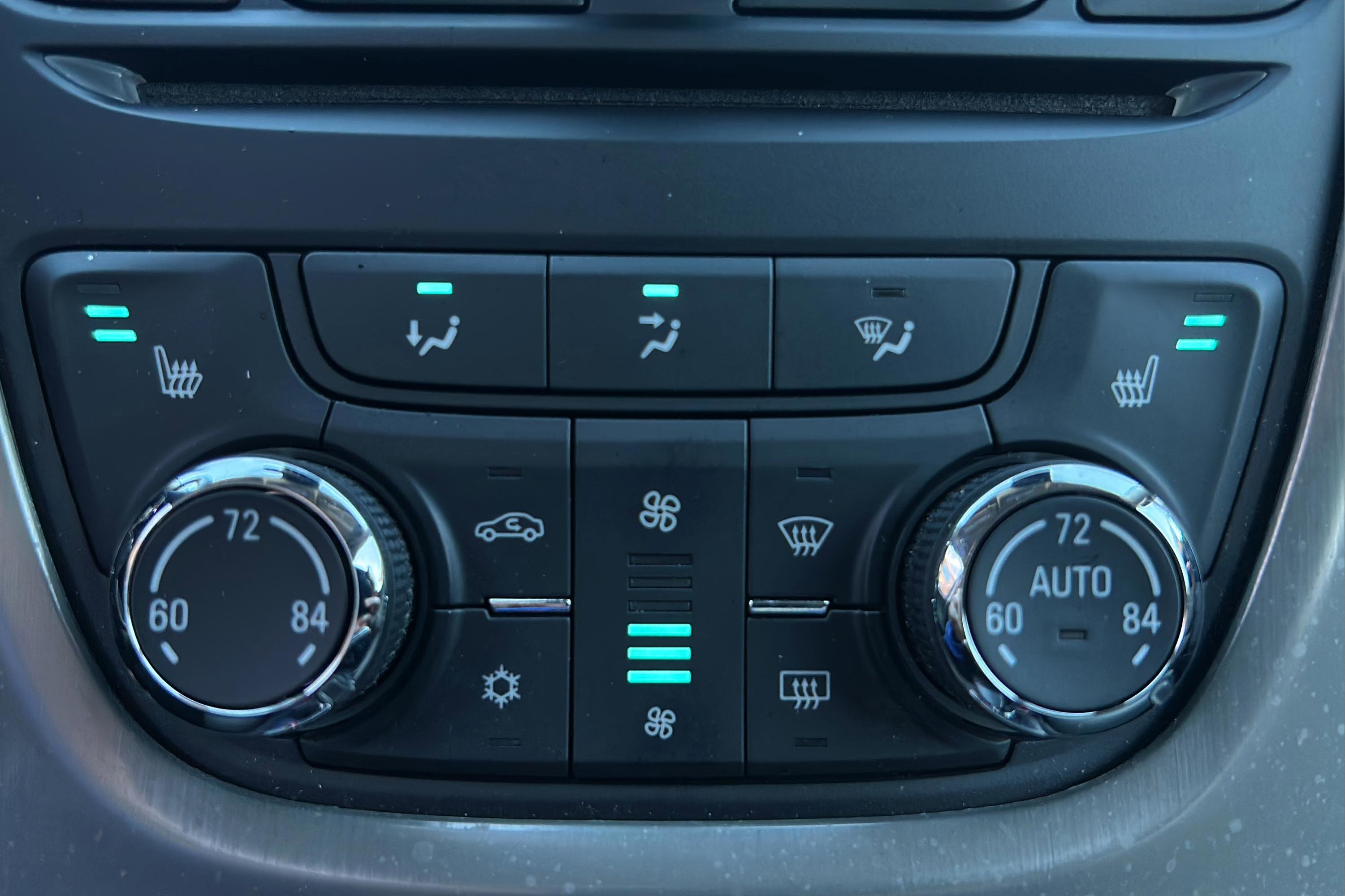 Used 2016 Buick Verano Convenience w/ Driver Confidence Package image 30