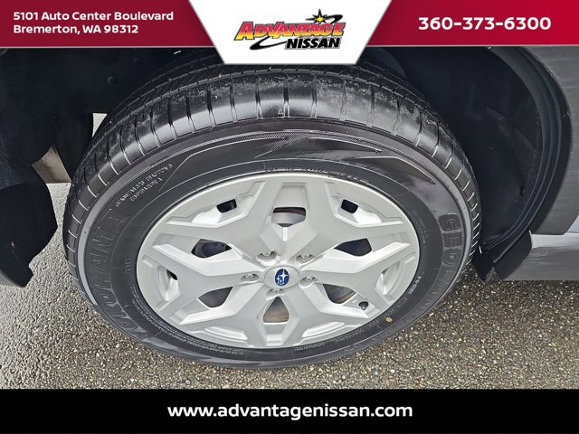 Used 2021 Subaru Forester AWD/4WD image 26