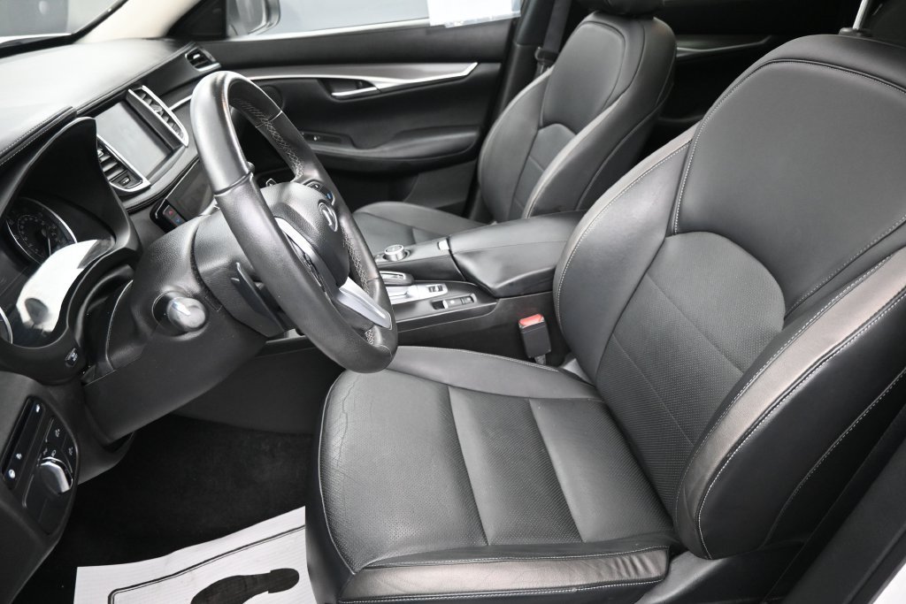 Used 2023 INFINITI QX50 Luxe FWD image 22