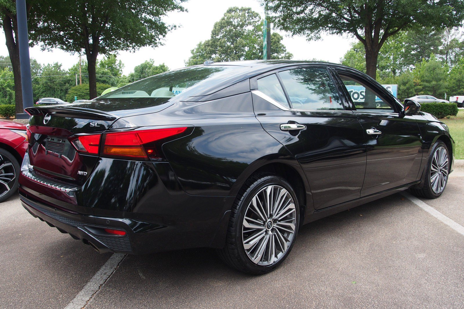 Used 2023 Nissan Altima 2.5 SL AWD/4WD image 7