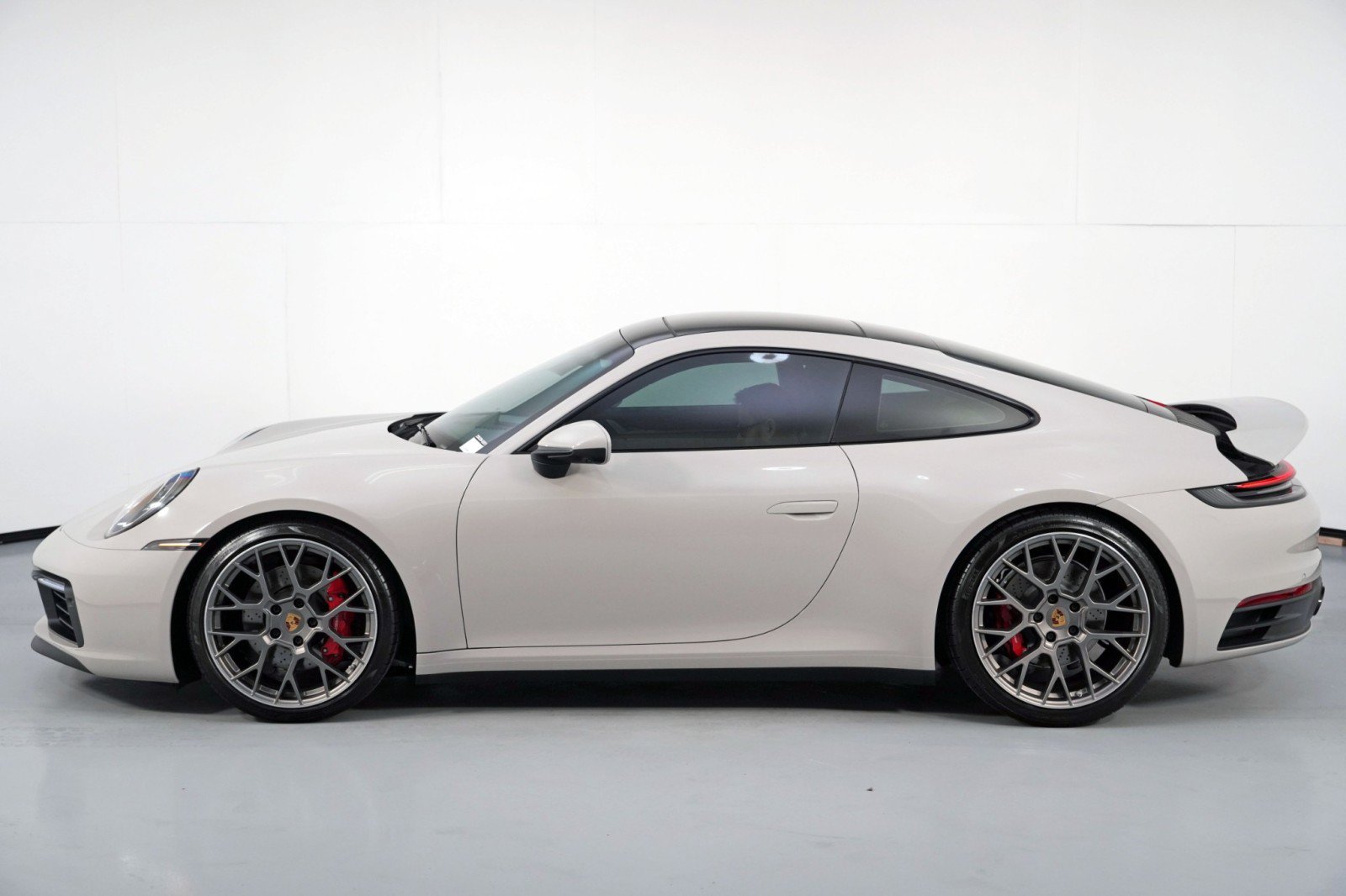 Used 2023 Porsche 911 Carrera S w/ Sport Package RWD image 44