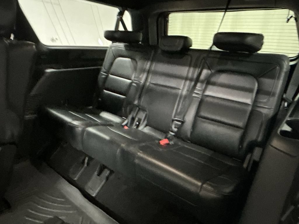 Used 2021 Lincoln Navigator L Reserve AWD/4WD image 22