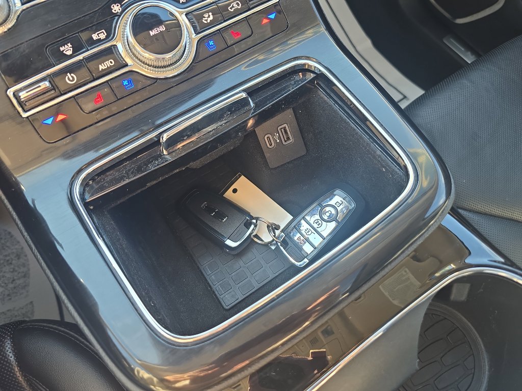 Used 2022 Lincoln Nautilus Reserve w/ Equipment Group 201A image 39