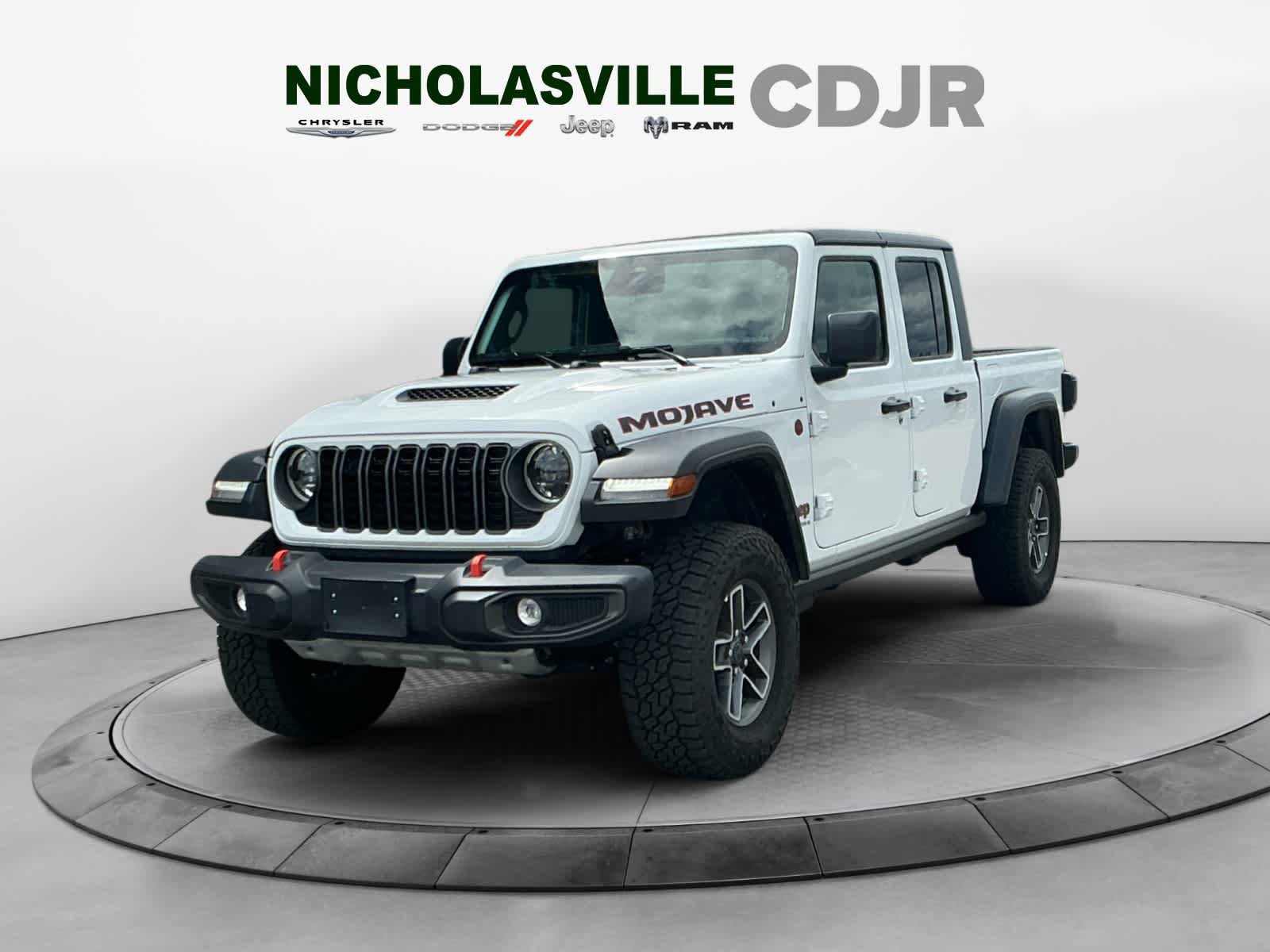 Used 2026 Jeep Gladiator Mojave AWD/4WD image 1