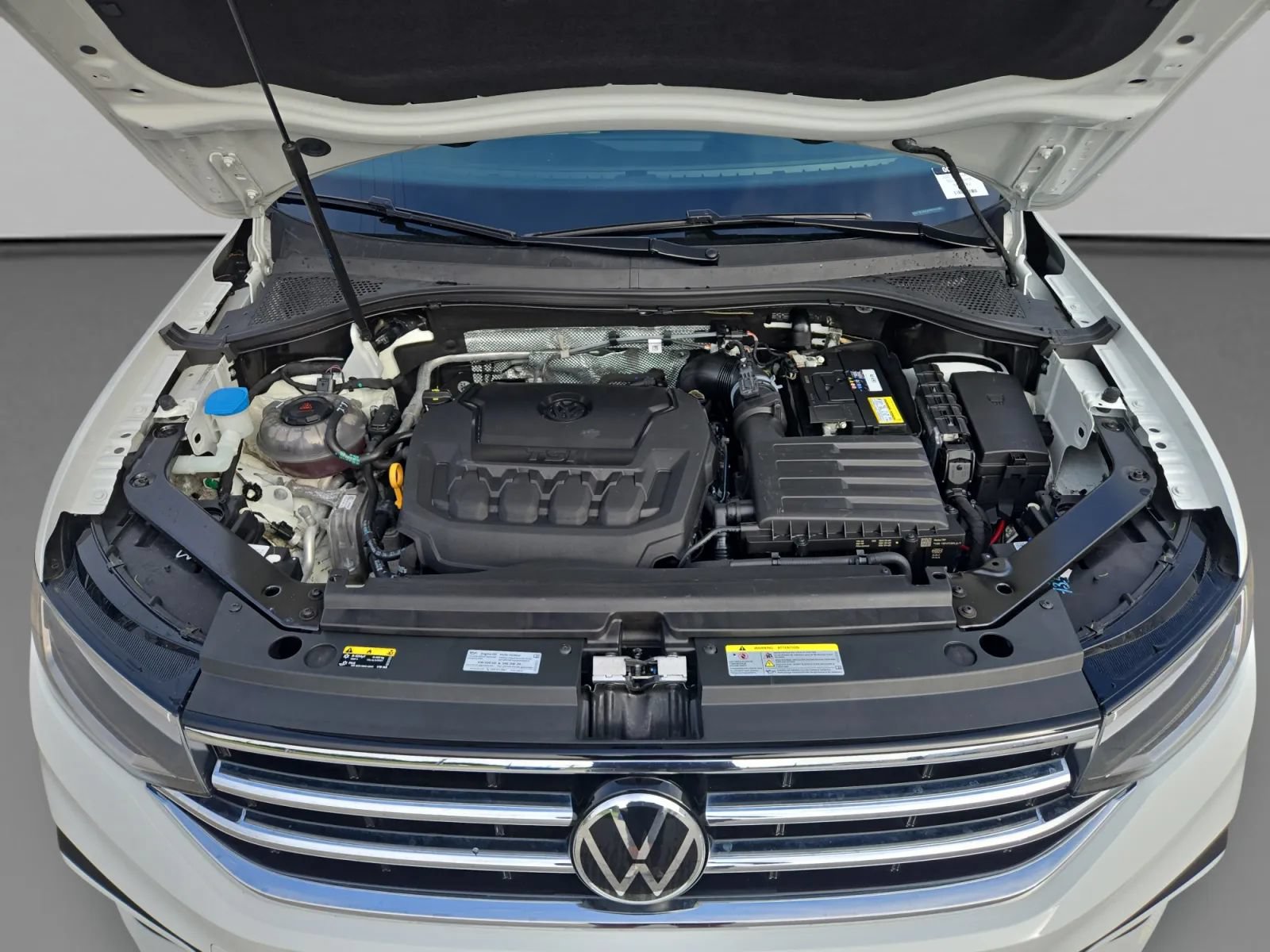 Used 2022 Volkswagen Tiguan S FWD image 36